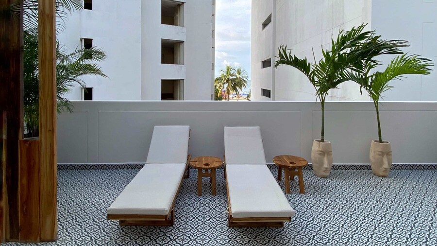 w Peaceful 2BR w Beautiful Terrace in CTG