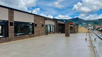 1 habitación y acceso a internet