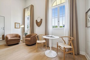 Interior - Casa Castillo Studio 2 (Santa Barbara)