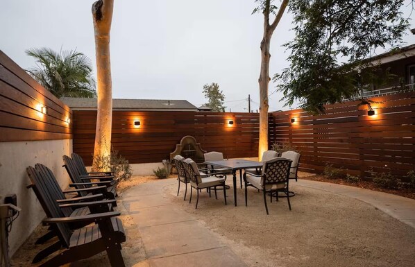 Outdoor dining