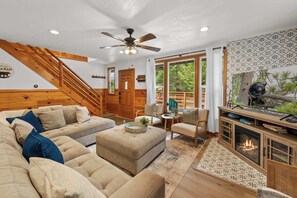 TV, videospill og kontorer