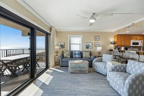 Smart TV, DVD player