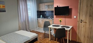 1 Schlafzimmer, Bügeleisen/Bügelbrett, Internetzugang, Bettwäsche