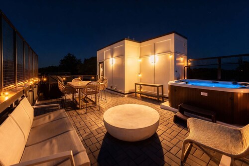 Nashville Retreat With Hot Tub Private Garage