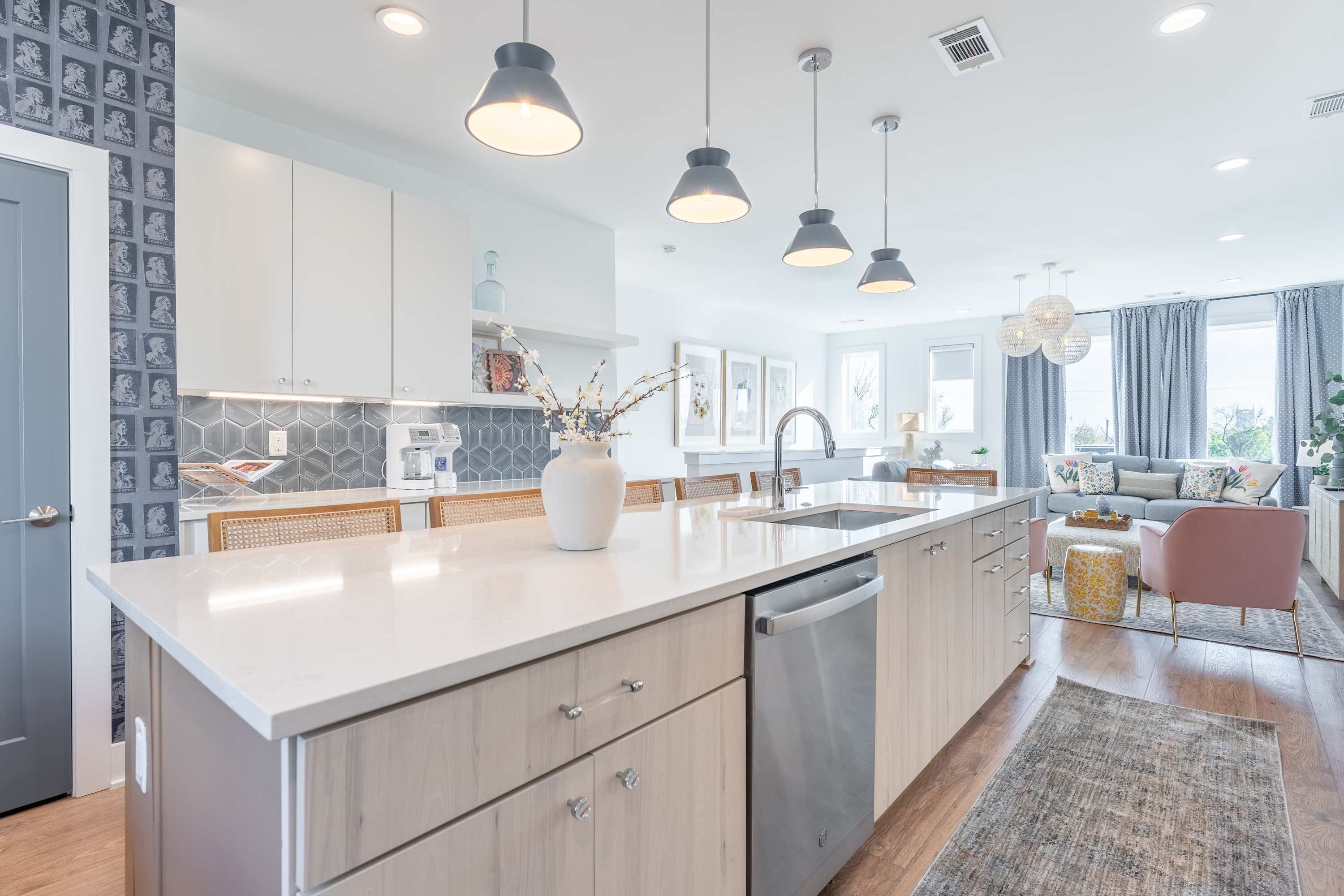 独立别墅 | 4 多间卧室、办公桌、高速上网