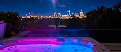 Casa | 4 camere, una scrivania, Internet