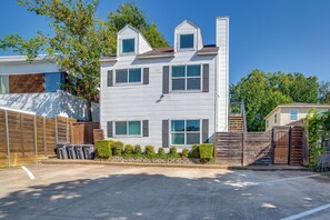 Apartment (1 Bedroom) | Interior