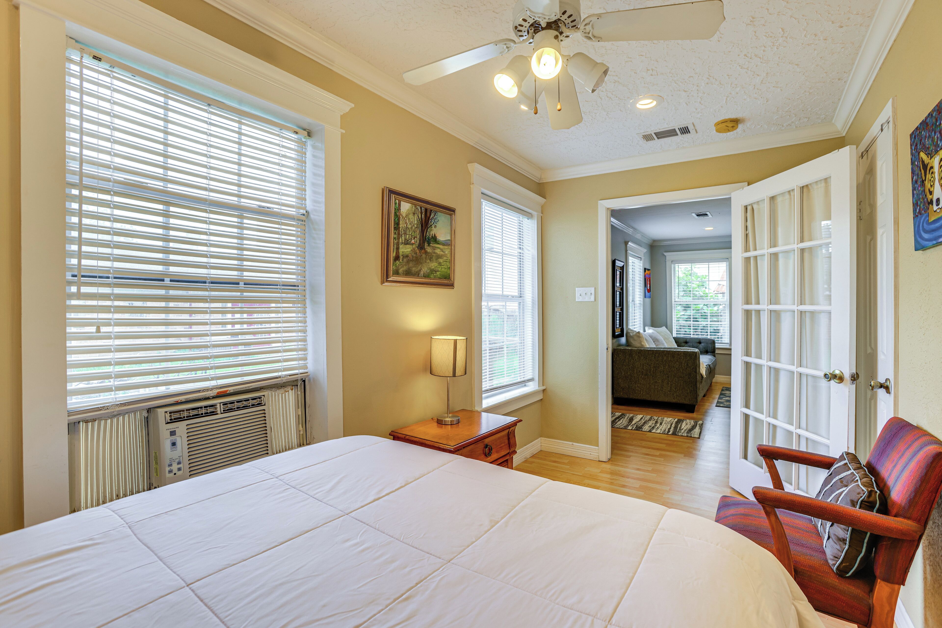 Cottage (2 Bedrooms) | Interior