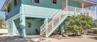 < 1 Mi to Pennekamp: Tranquil Escape w/ Dock