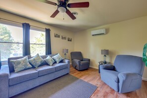 Apartment (1 Bedroom) | Interior