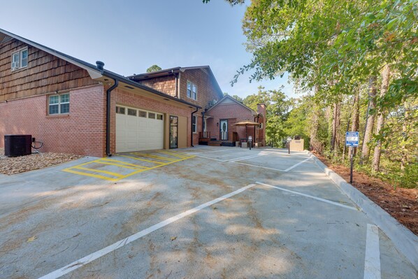 Apartment (1 Bedroom) | Interior