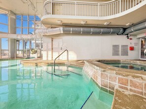 Piscine couverte