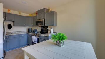 Apartment (1 Bedroom) | Interior