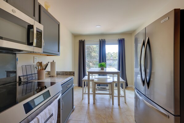 Apartment (1 Bedroom) | Interior