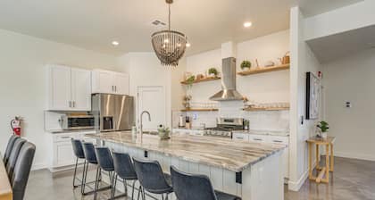 Zion Basecamp w/ Private Pool at Home in Hurricane