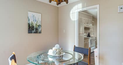 5 Mi to Fort Bragg: Family Gem Near Parks & Trails