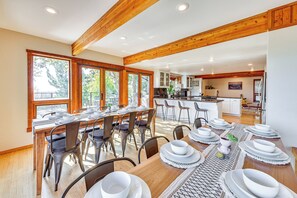 Villa (6 Bedrooms) | Interior