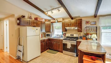 House (3 Bedrooms) | Bahagian dalam