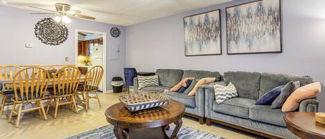 Departamento (2 Bedrooms) | Área de sala de estar | Chimenea