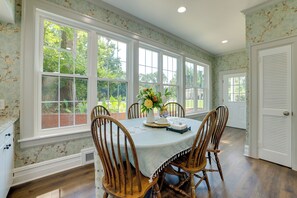 單棟房屋 (5 Bedrooms) | 內部