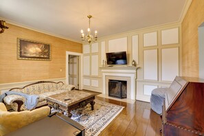 單棟房屋 (5 Bedrooms) | 內部