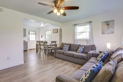 1 Mi to Main Street: Family Home in Williamstown