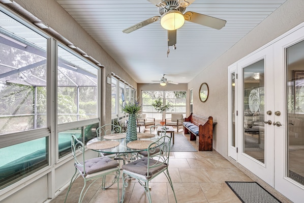 Interior - Dog-friendly Home, Lake Henderson Across Street! (Inverness)