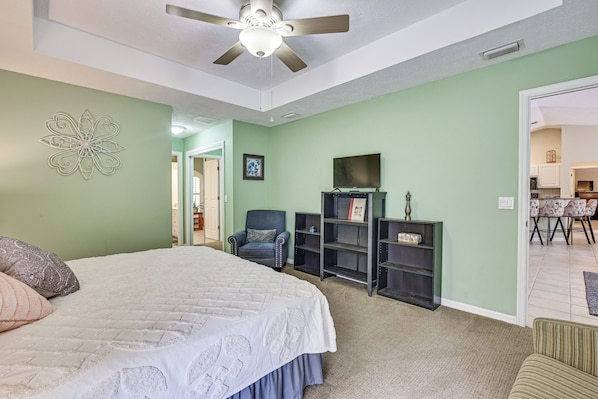 House (3 Bedrooms) | Interior