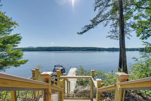 Walk to Lake Winnisquam Access: Cozy Retreat