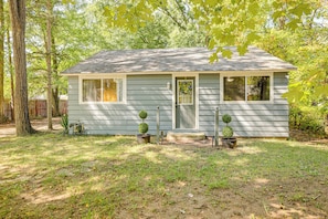 House (3 Bedrooms) | Front of property - Accessible Home w/ Yard: 1 MI to Pere Marquette (Baldwin)