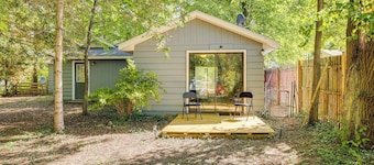 Tranquil Home in Dtwn Baldwin: Fish, Hike & Golf!