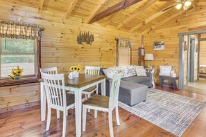 House (1 Bedroom) | Interior