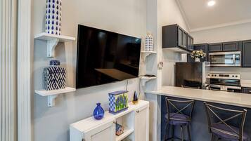 House (2 Bedrooms) | Bahagian dalam