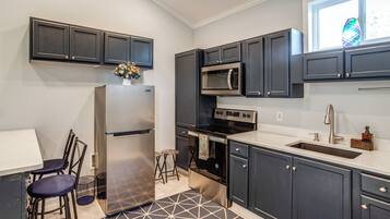 House (2 Bedrooms) | Bahagian dalam