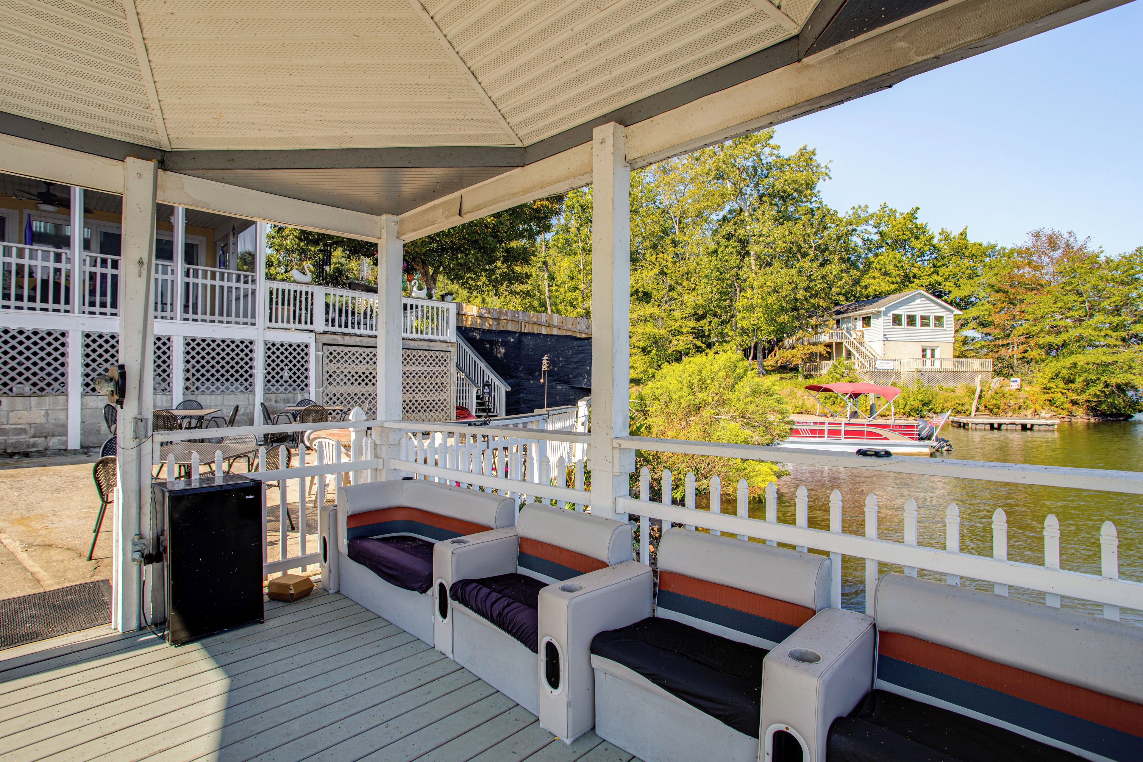 House (2 Bedrooms) | Bahagian dalam