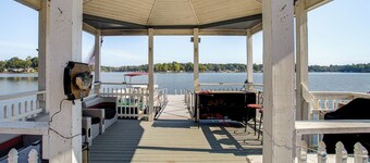 Bring Your Boat! Lake Murray Home w/ Dock & Ramp