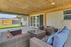 House (3 Bedrooms) | Front of property