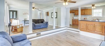 7 Mi to Barren River Lake: Quiet Getaway w/ Yard!