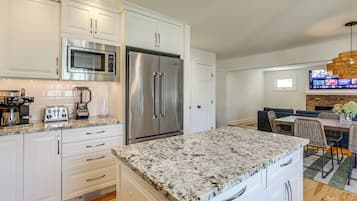 บ้านพัก (6 Bedrooms) | ภายใน