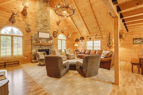 Game Room + Fire Pit: Sprawling Westfield Retreat!