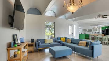 單棟房屋 (4 Bedrooms) | 內部