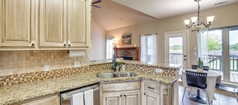 10 Mi to Lake Tawakoni: Family Wills Point Getaway