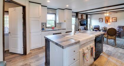 Peaceful Countryside Home w/ Yard in Hawley