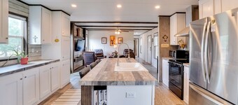 Peaceful Countryside Home w/ Yard in Hawley