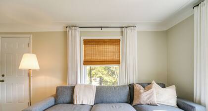 Families Welcome! Convenient Roseville Duplex