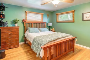 House (3 Bedrooms) | Interior - 3 Mi to Pro Football Hall of Fame: Home w/ Yard! (Canton)