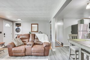 House (3 Bedrooms) | Interior - Fish, Hike & Golf: Leisurely Navarre Home w/ Yard! (Navarre)