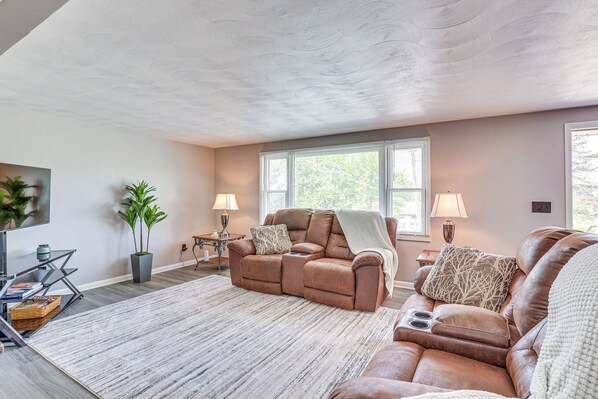 House (3 Bedrooms) | Interior