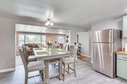 Fish, Hike & Golf: Leisurely Navarre Home w/ Yard!