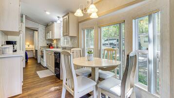 House (1 Bedroom) | Interior